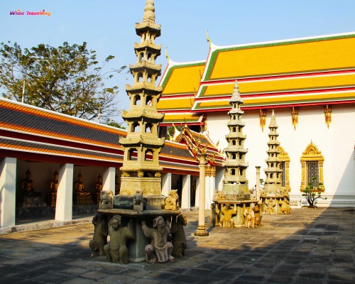 Phra Vihara Tis at Wat Pho in Bangkok