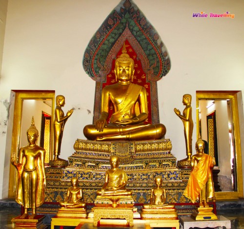 Buddha images at Wat Pho in Bangkok