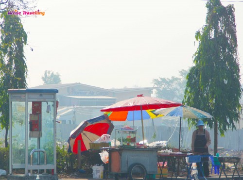 Bangkok'ta sokak satıcının serinletme sistemi, Tayland
